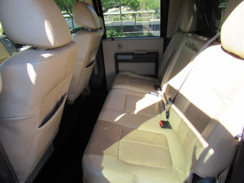 Ford F-250 SD Lariat Crew Cab Short Bed 4WD 2011