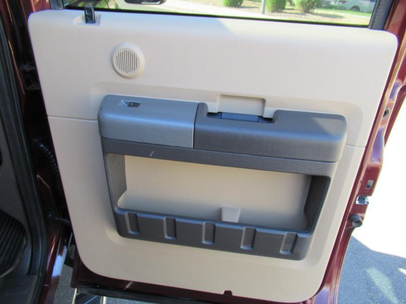 Ford F-250 SD Lariat Crew Cab Short Bed 4WD 2011