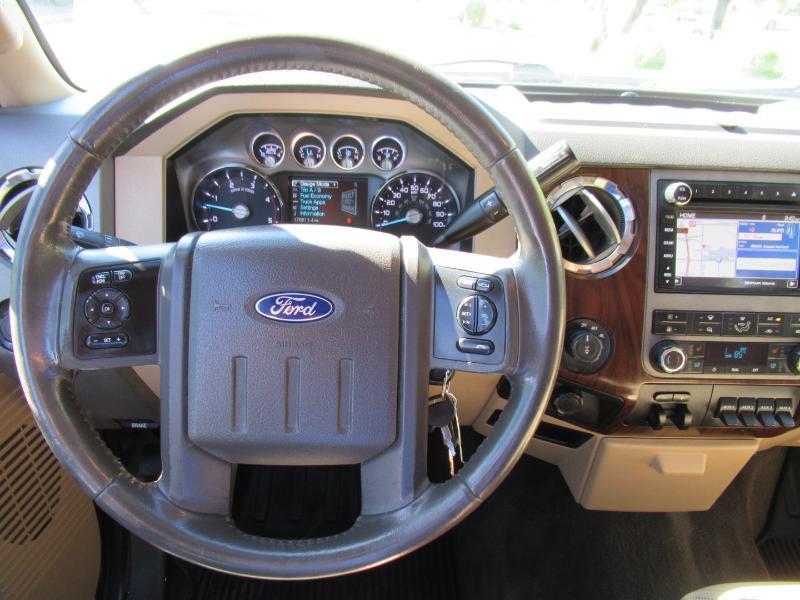 Ford F-250 SD Lariat Crew Cab Short Bed 4WD 2011