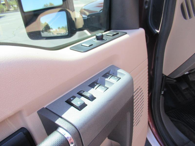 Ford F-250 SD Lariat Crew Cab Short Bed 4WD 2011