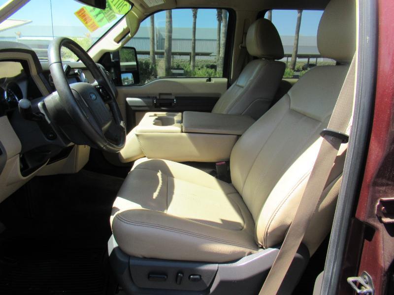 Ford F-250 SD Lariat Crew Cab Short Bed 4WD 2011