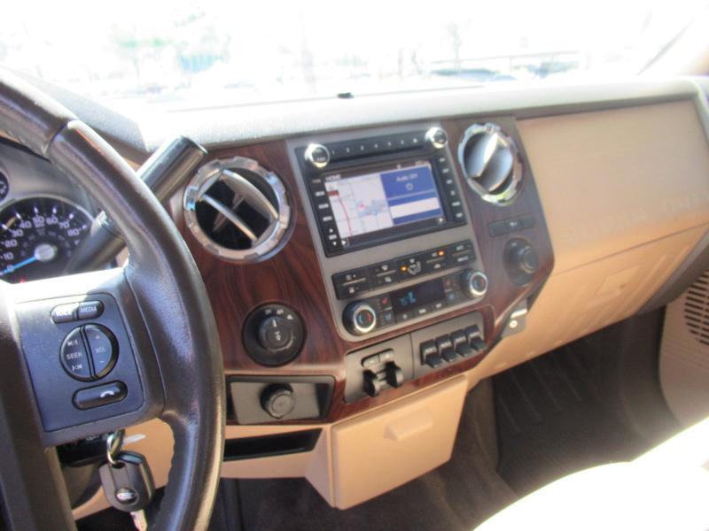 Ford F-250 SD Lariat Crew Cab Short Bed 4WD 2011