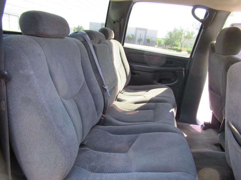 Chevrolet Silverado 3500 LS Crew Cab 4WD DRW 2005