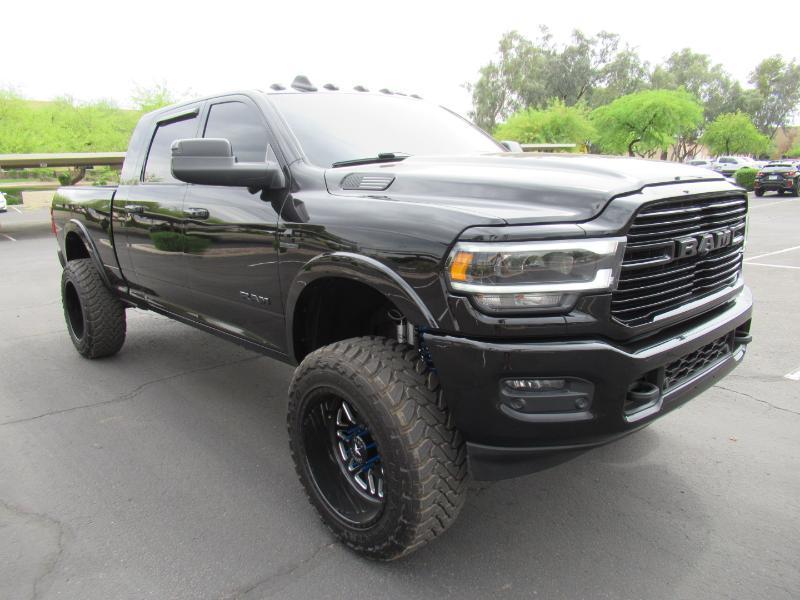 RAM 3500 Laramie Mega Cab 4WD 2020