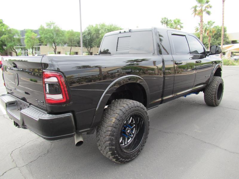 RAM 3500 Laramie Mega Cab 4WD 2020
