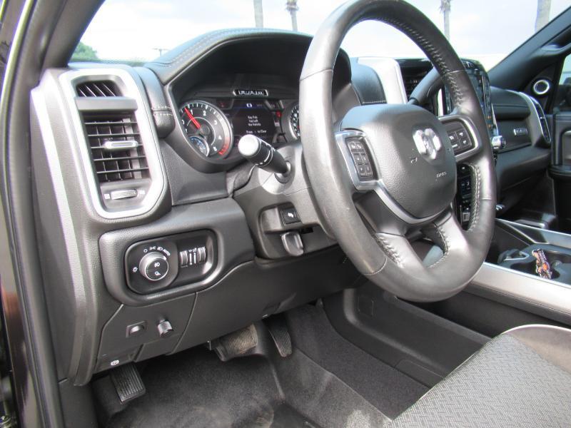 RAM 3500 Laramie Mega Cab 4WD 2020