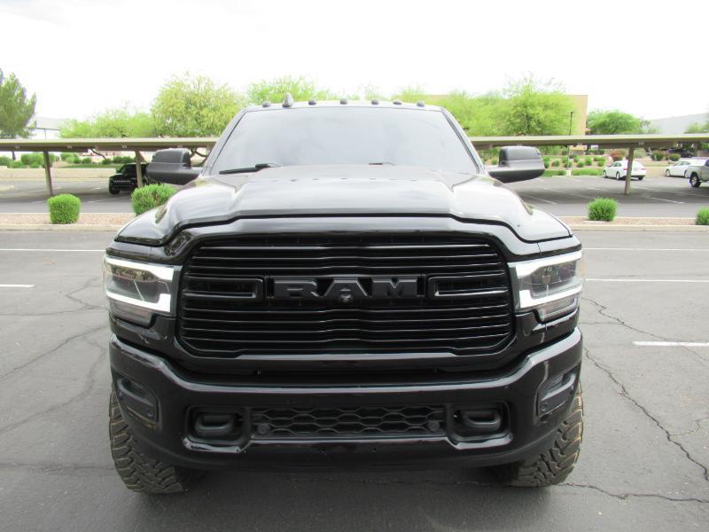 RAM 3500 Laramie Mega Cab 4WD 2020