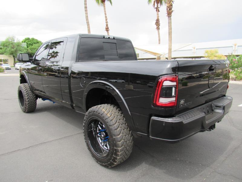 RAM 3500 Laramie Mega Cab 4WD 2020