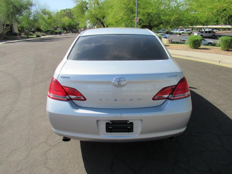 Toyota Avalon Limited 2007