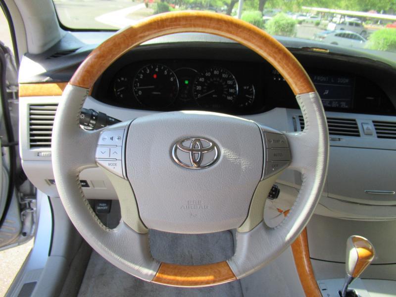 Toyota Avalon Limited 2007