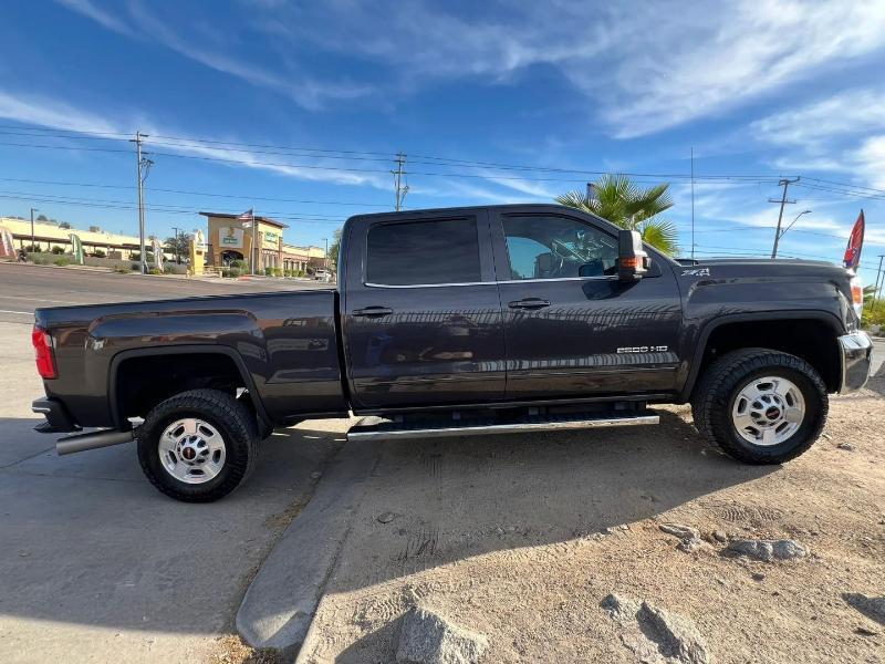 GMC Sierra 2500HD SLE Crew Cab 4WD 2016