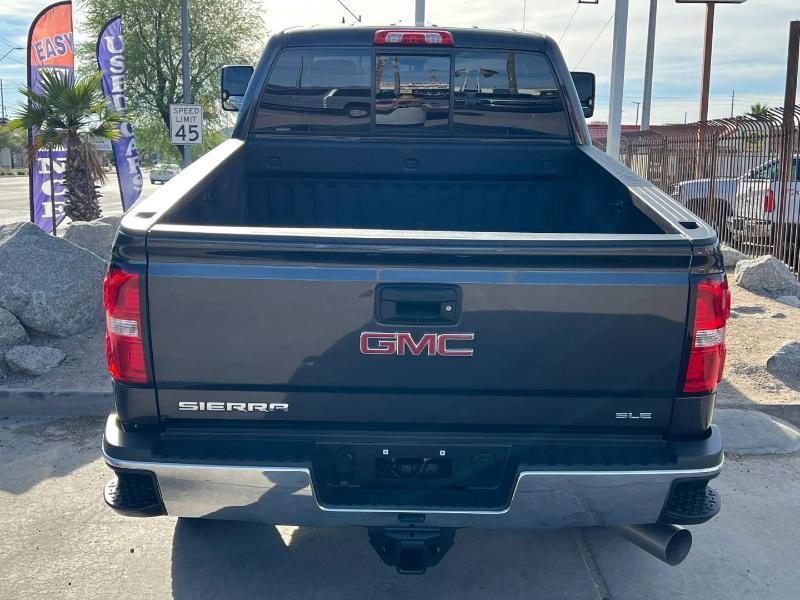 GMC Sierra 2500HD SLE Crew Cab 4WD 2016