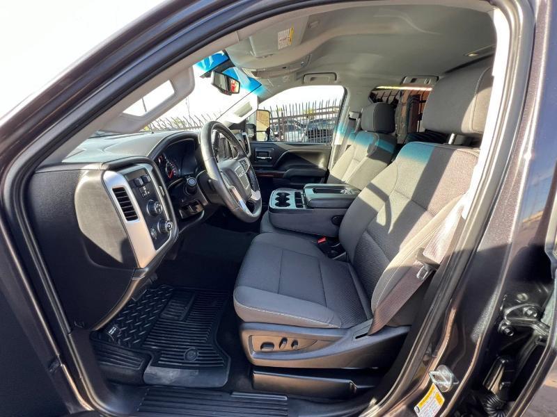 GMC Sierra 2500HD SLE Crew Cab 4WD 2016