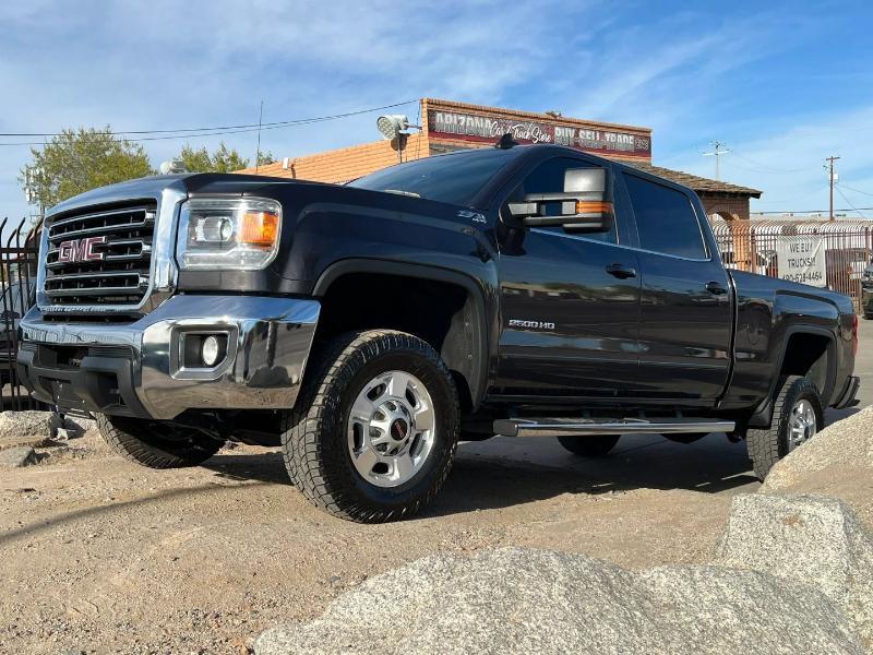 GMC Sierra 2500HD SLE Crew Cab 4WD 2016
