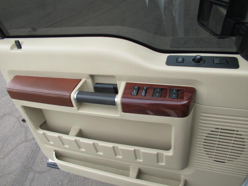 Ford F-450 SD Lariat Crew Cab 4WD 2008