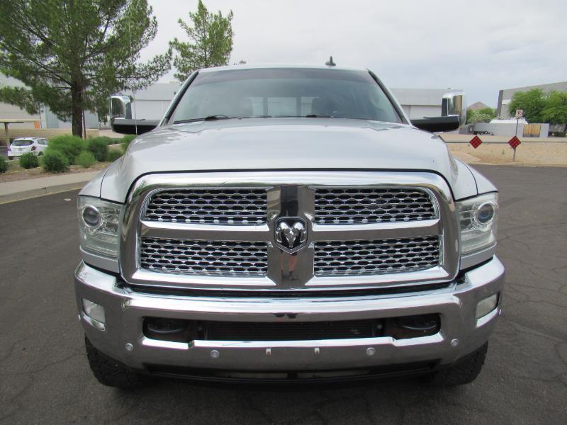 RAM 2500 Laramie Crew Cab SWB 4WD 2016