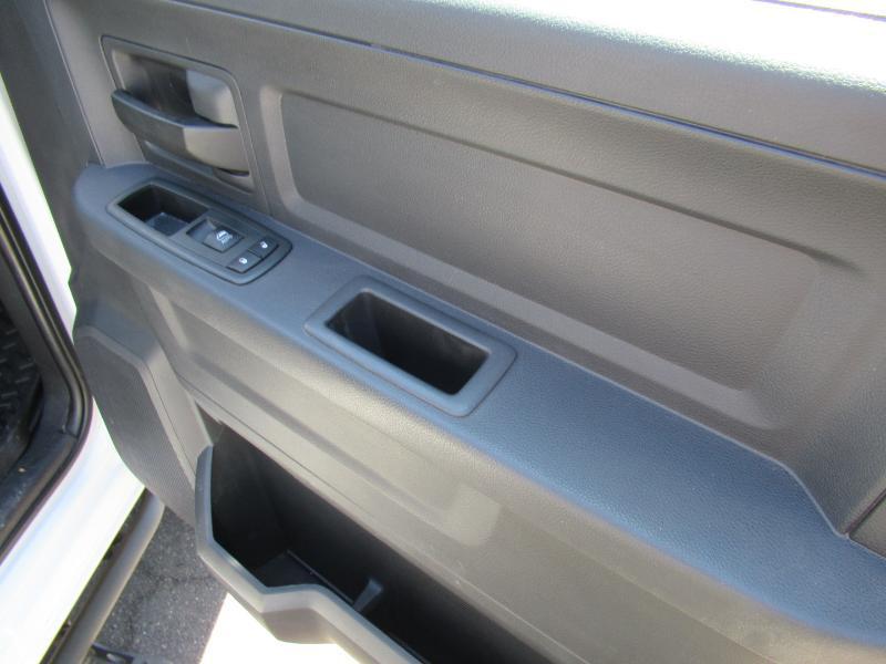 RAM 3500 SLT Crew Cab LWB 4WD DRW 2012