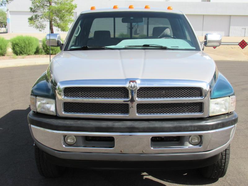 Dodge Ram 3500 ST Club Cab 8-ft. Bed 4WD 1997