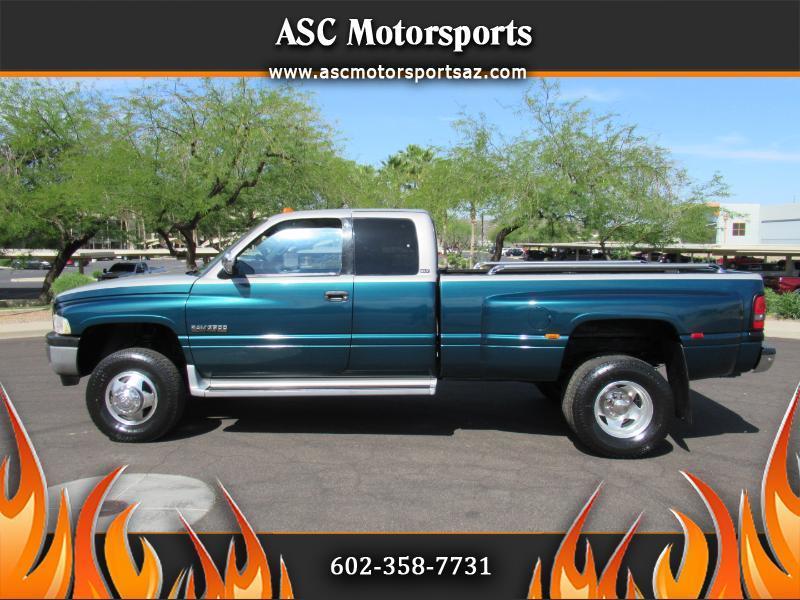Dodge Ram 3500 ST Club Cab 8-ft. Bed 4WD 1997