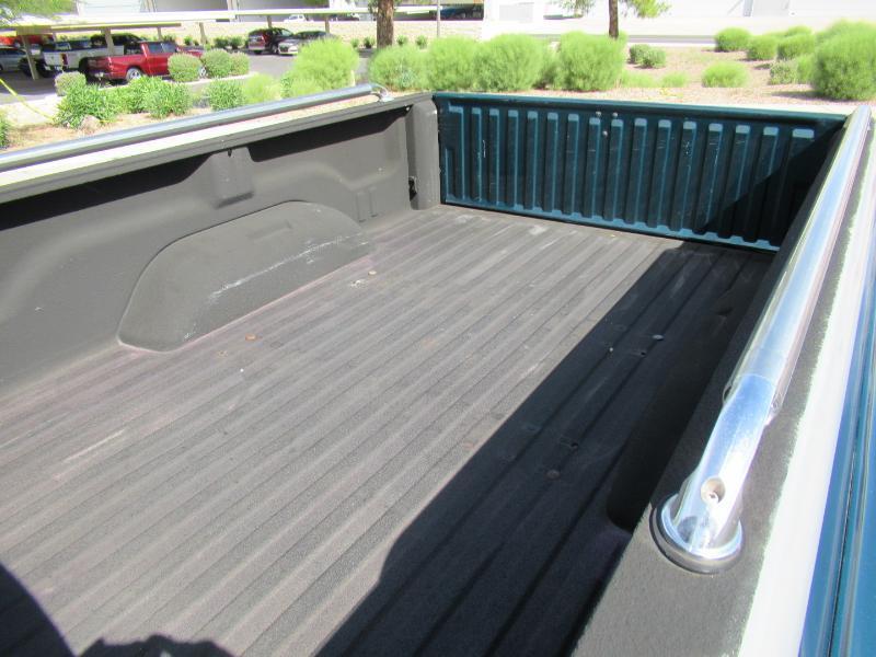 Dodge Ram 3500 ST Club Cab 8-ft. Bed 4WD 1997