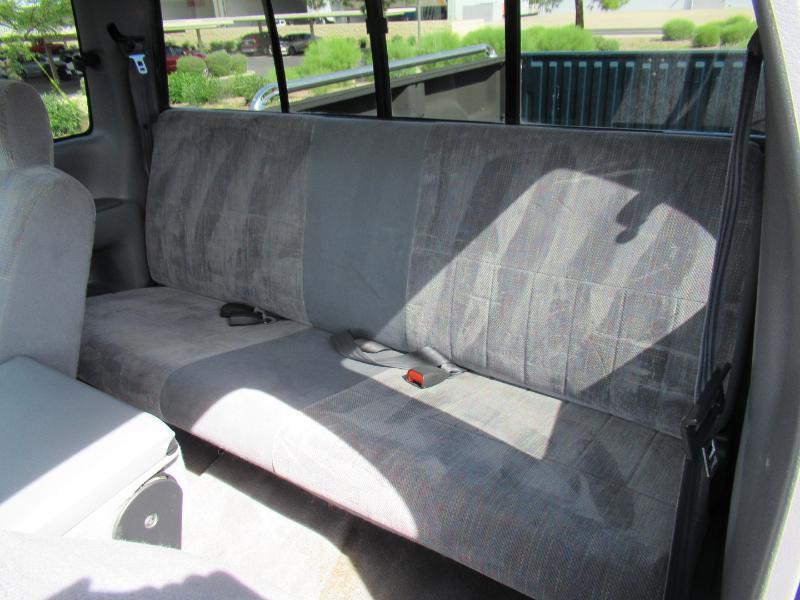 Dodge Ram 3500 ST Club Cab 8-ft. Bed 4WD 1997