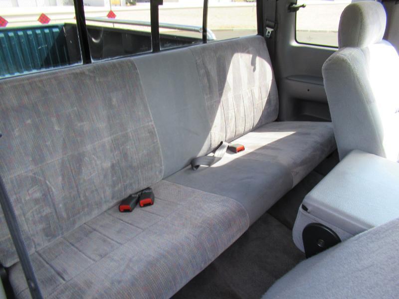 Dodge Ram 3500 ST Club Cab 8-ft. Bed 4WD 1997