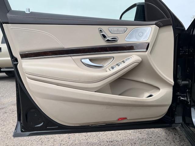 Mercedes-Benz S-Class S560 2019