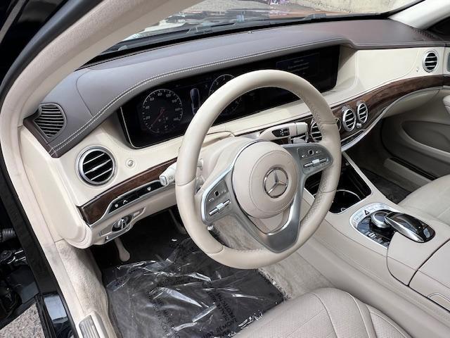 Mercedes-Benz S-Class S560 2019