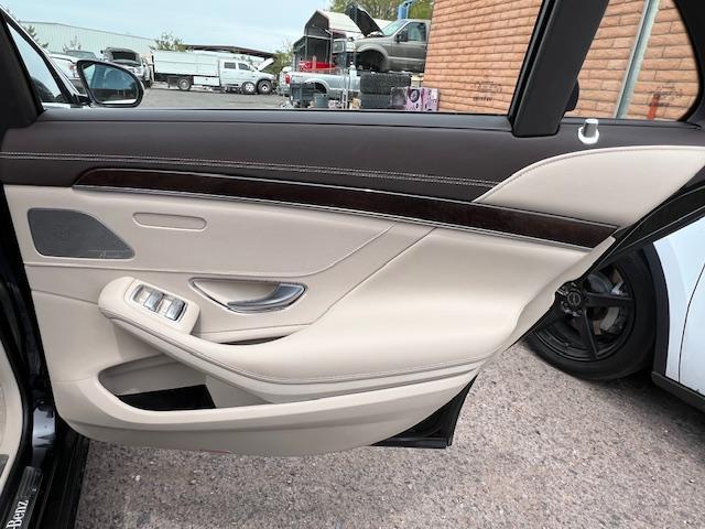 Mercedes-Benz S-Class S560 2019