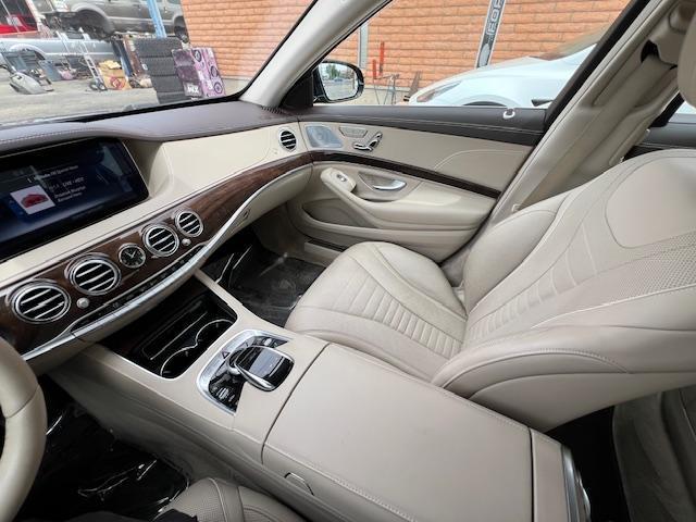 Mercedes-Benz S-Class S560 2019