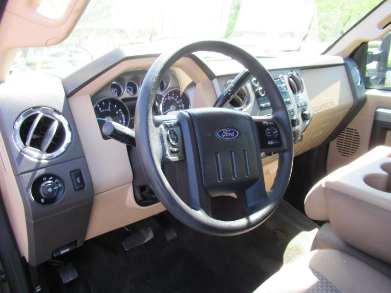 Ford F-250 SD XLT Crew Cab 4WD 2014