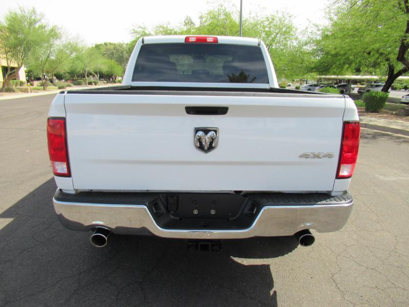 RAM 1500 Classic Tradesman Crew Cab SWB 4WD 2021