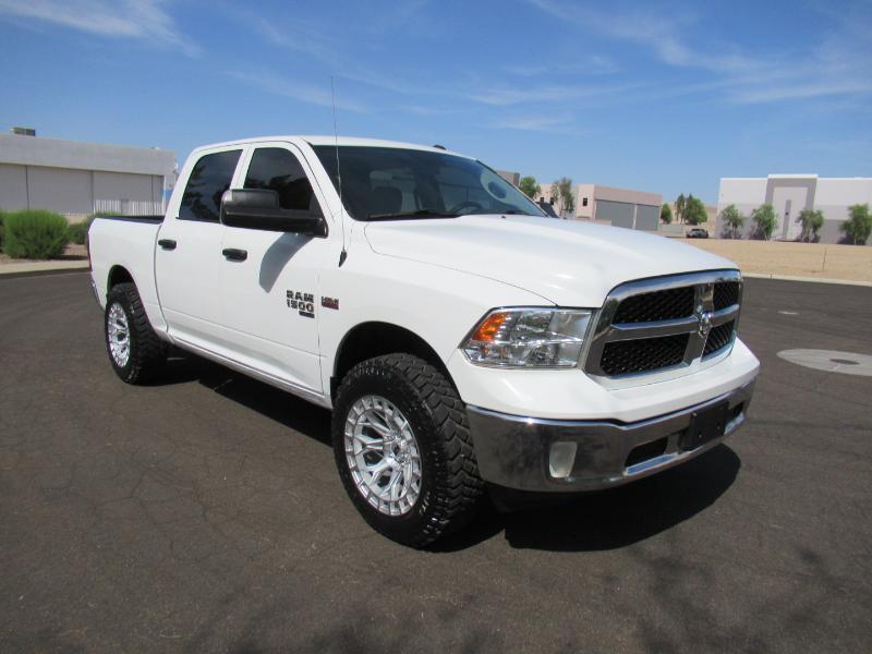 RAM 1500 Classic Tradesman Crew Cab SWB 4WD 2021