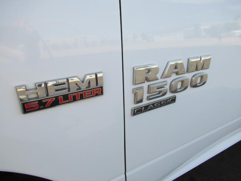 RAM 1500 Classic Tradesman Crew Cab SWB 4WD 2021