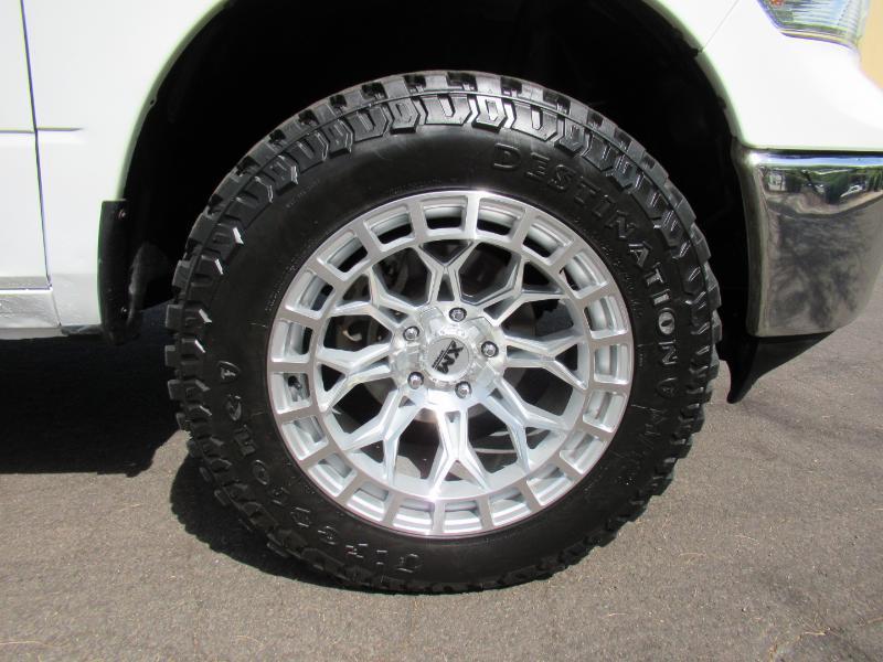 RAM 1500 Classic Tradesman Crew Cab SWB 4WD 2021