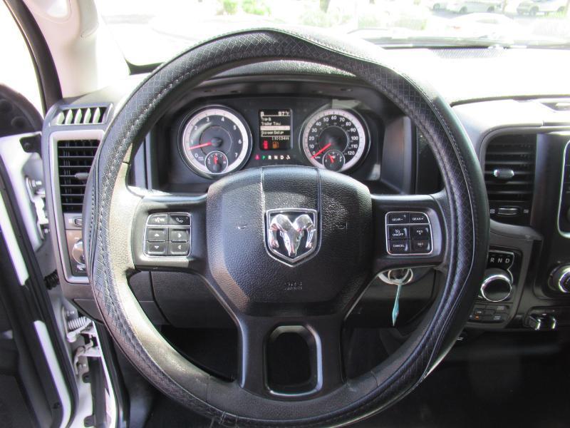 RAM 1500 Classic Tradesman Crew Cab SWB 4WD 2021