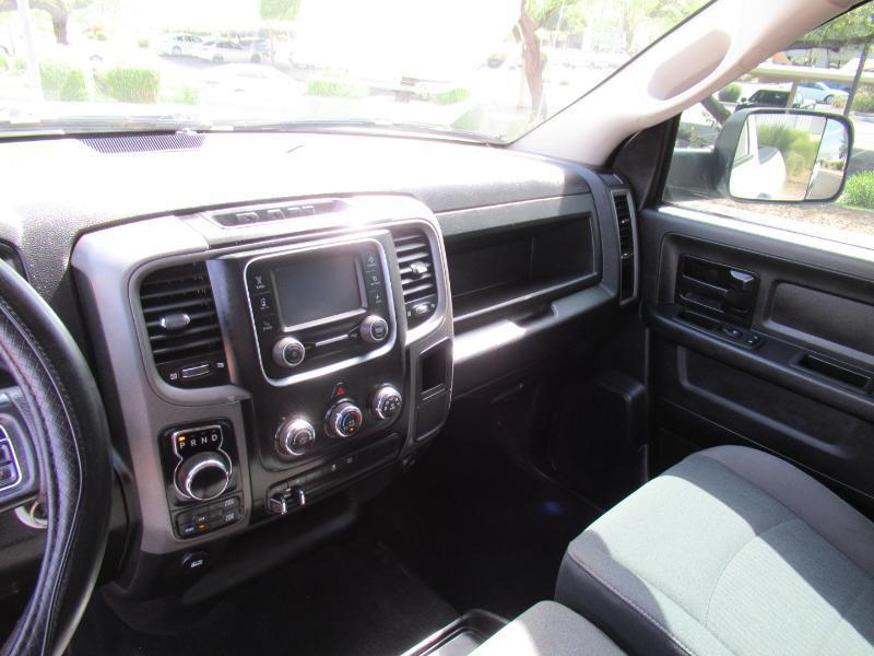 RAM 1500 Classic Tradesman Crew Cab SWB 4WD 2021