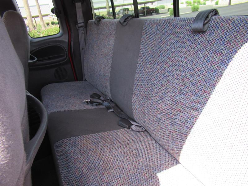 Dodge Ram 3500 SLT Quad Cab 4WD 2002