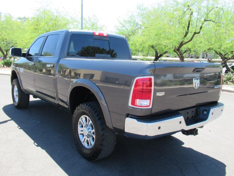 RAM 2500 Laramie Crew Cab SWB 4WD 2014