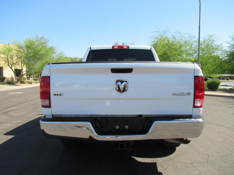 RAM 1500 SLT Crew Cab SWB 4WD 2022