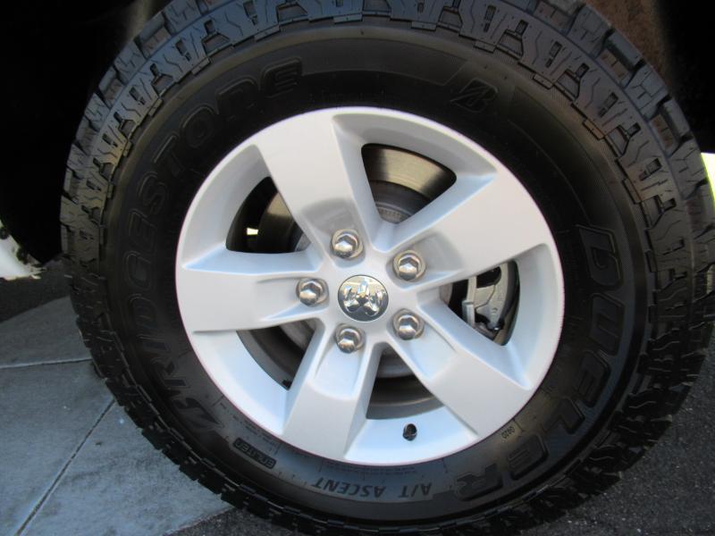 RAM 1500 SLT Crew Cab SWB 4WD 2022
