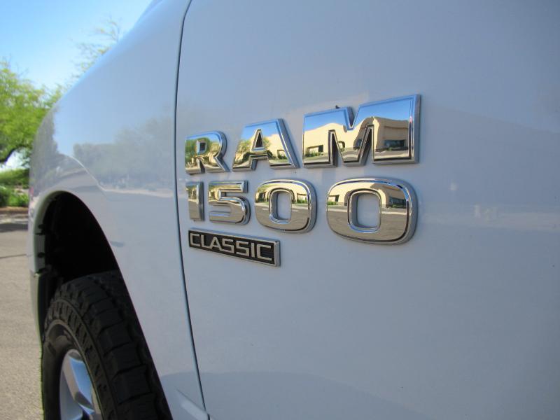 RAM 1500 SLT Crew Cab SWB 4WD 2022