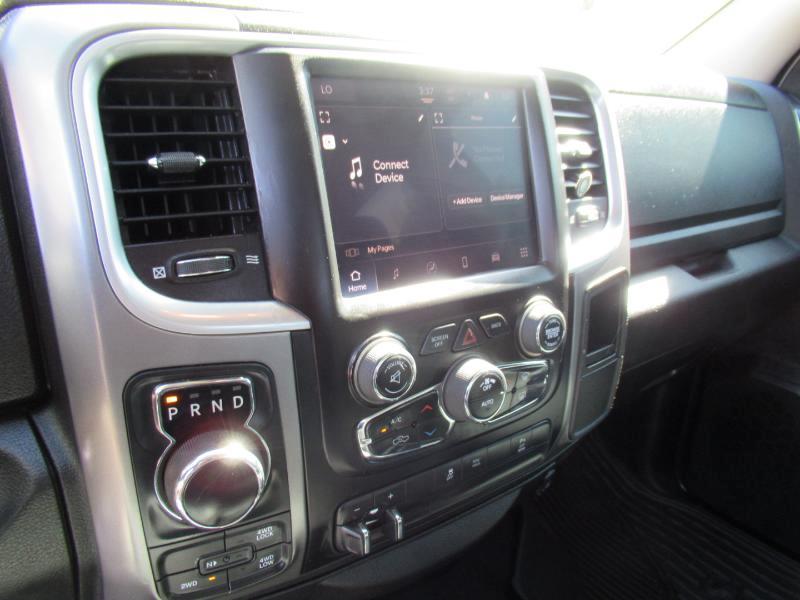 RAM 1500 SLT Crew Cab SWB 4WD 2022