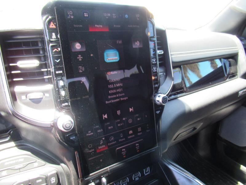 RAM 1500 Rebel Crew Cab SB 4WD 2025