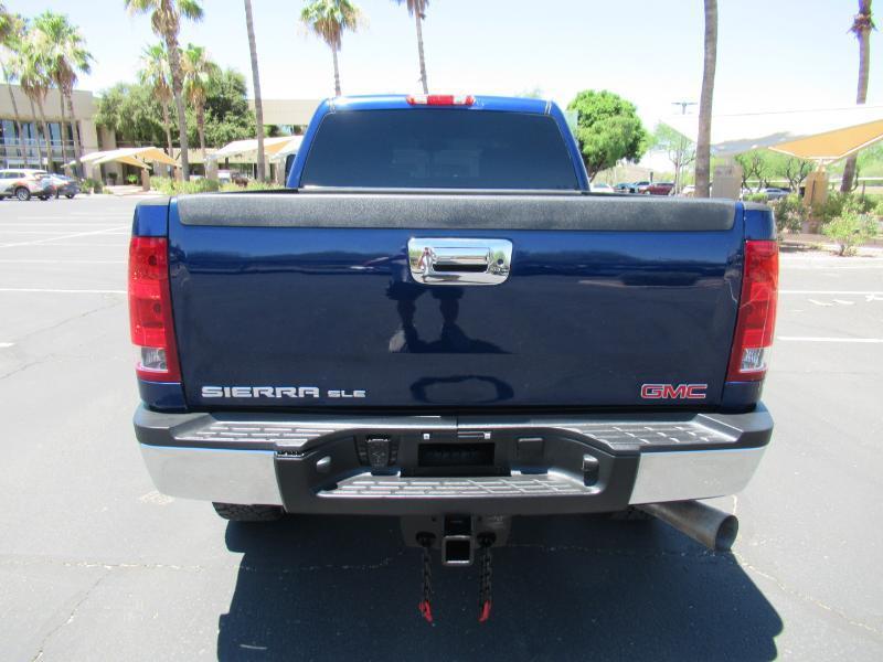GMC Sierra 2500HD SLE Crew Cab 4WD 2013