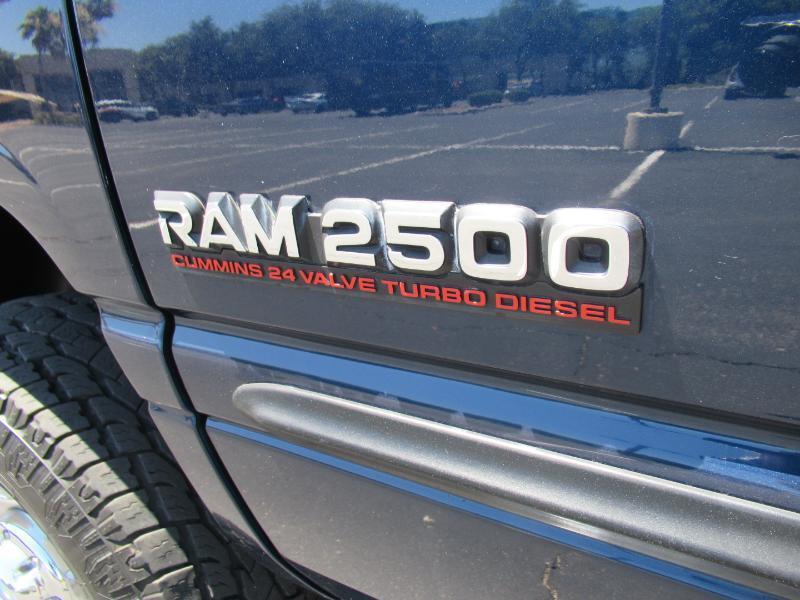 Dodge Ram 2500 Quad Cab Short Bed 4WD 2000