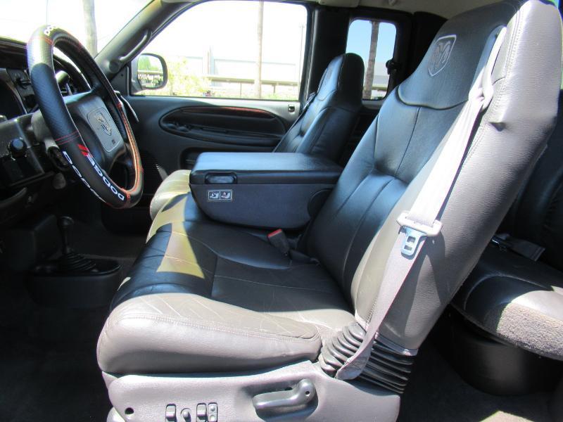 Dodge Ram 2500 Quad Cab Short Bed 4WD 2000
