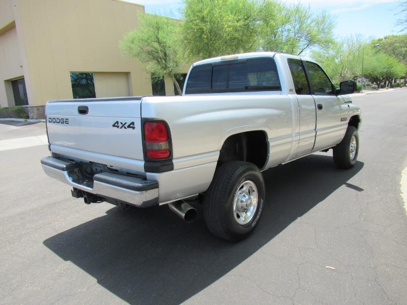 Dodge Ram 2500 Quad Cab Short Bed 4WD 2001