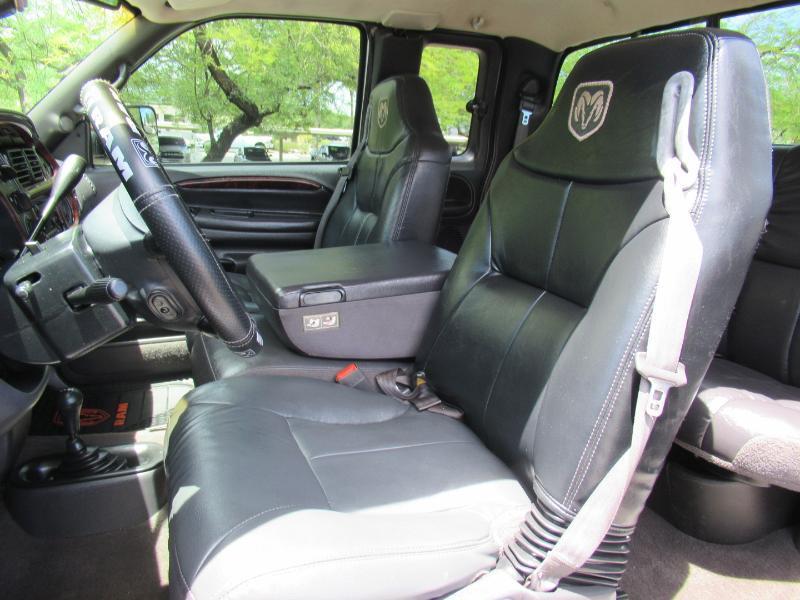 Dodge Ram 2500 Quad Cab Short Bed 4WD 2001