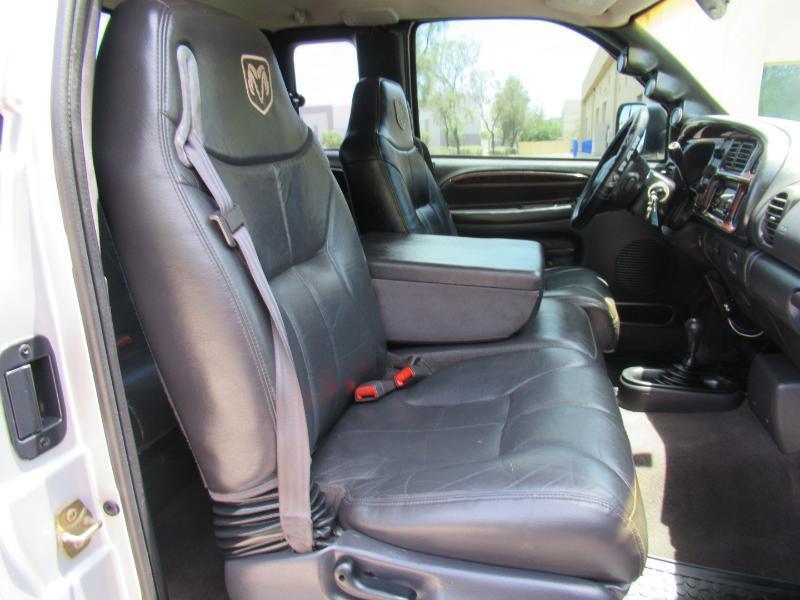 Dodge Ram 2500 Quad Cab Short Bed 4WD 2001